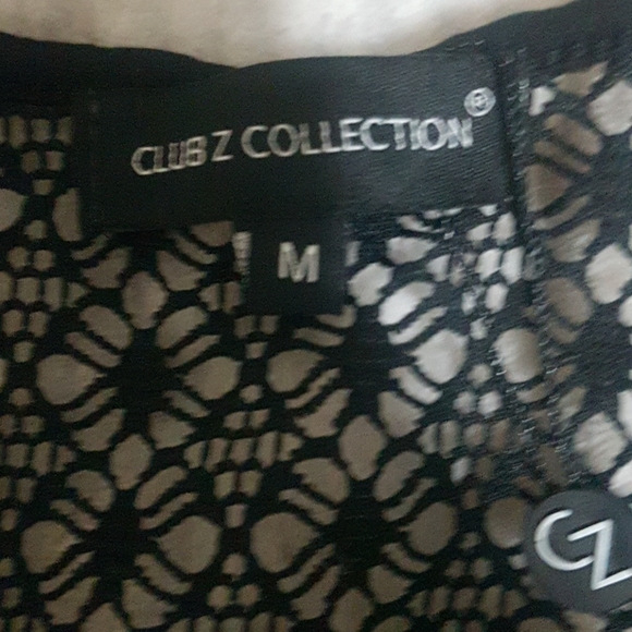 Medium Black Swimsuit Cover up - Picture 2 of 3